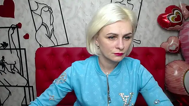 Snapshot of OliviaHorst chatting on 03/22/25, 12:46 OliviaHorst online show from 03/22/25, 12:46