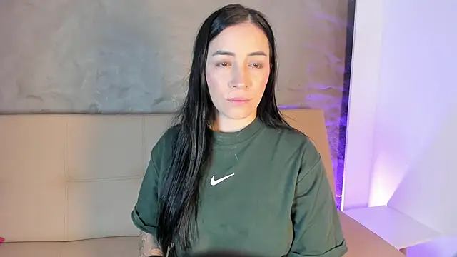 Sofia  rivera online show from 10/13/25, 07:14