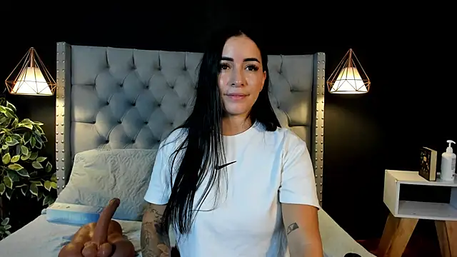 Sofia  rivera online show from 11/12/25, 08:08