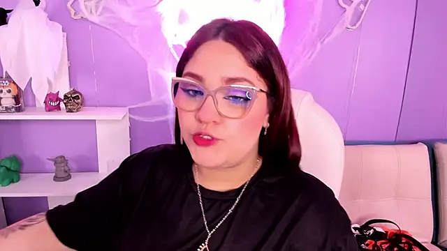 Camiila Osorio online show from 10/20/25, 07:03