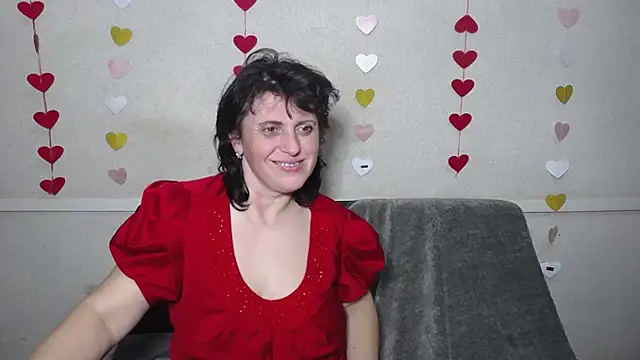 Snapshot of LuciaMii chatting on 03/18/25, 03:53 LuciaMii online show from 03/18/25, 03:53