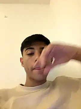 Snapshot of dabeat-FL chatting on 09/27/25, 01:43 dabeat-FL online show from 09/27/25, 01:43