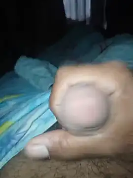 Snapshot of taylorWiiz chatting on 11/14/25, 01:10 taylorWiiz online show from 11/14/25, 01:10