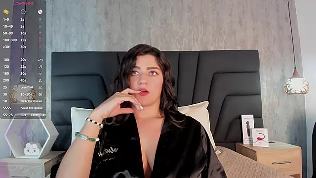 SARA STONE17 online show from 01/21/25, 02:59