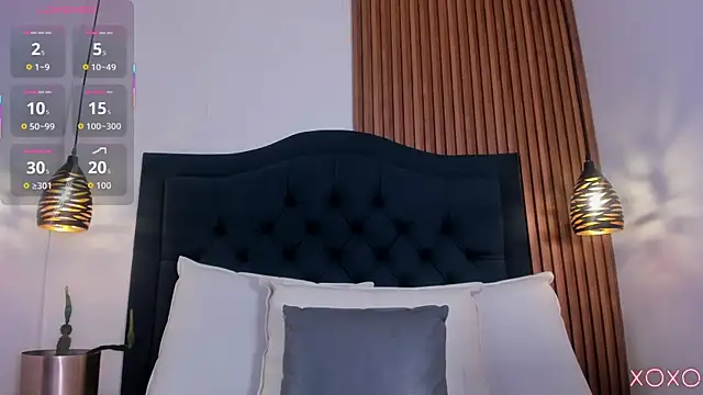 SARA STONE17 online show from 11/04/25, 11:31