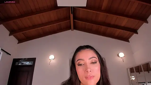 Snapshot of ValeriaVelvet chatting on 02/04/25, 02:53 ValeriaVelvet online show from 02/04/25, 02:53