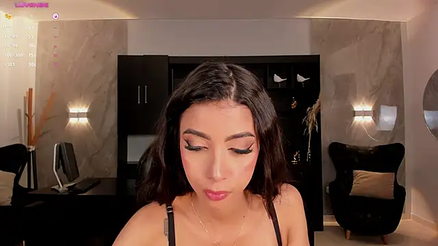 Snapshot of ValeriaVelvet chatting on 03/08/25, 06:16 ValeriaVelvet online show from 03/08/25, 06:16