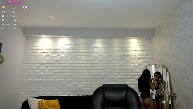 Snapshot of ValeriaVelvet chatting on 03/13/25, 11:51 ValeriaVelvet online show from 03/13/25, 11:51