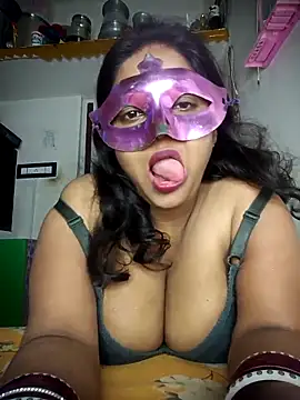 Ayesha-Baby online show from 11/03/25, 09:32