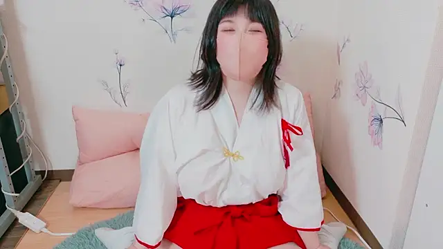 Snapshot of hazuki_8008 chatting on 01/02/25, 07:44 hazuki 8008 online show from 01/02/25, 07:44