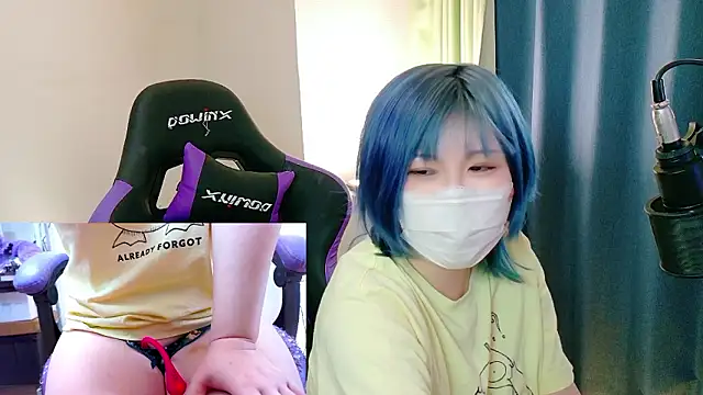 Snapshot of hazuki_8008 chatting on 11/04/25, 05:39 hazuki 8008 online show from 11/04/25, 05:39