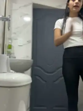 Arilw online show from 11/11/25, 02:06