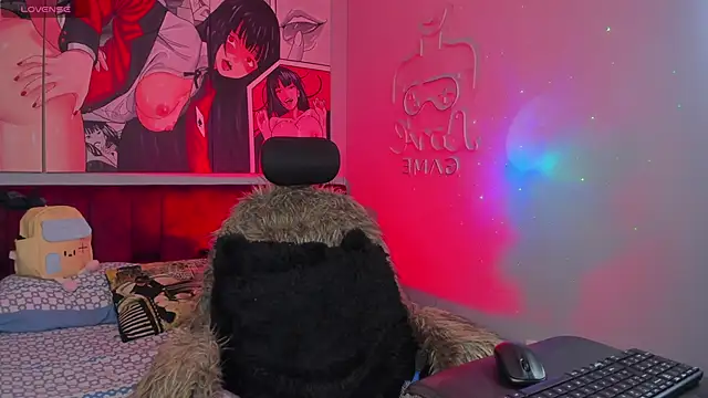  gia rose online show from 11/18/25, 06:56