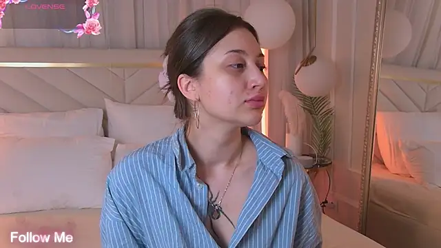 MaryReel online show from 10/25/25, 09:06