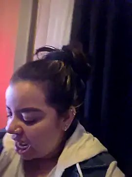 Snapshot of MiahJoness chatting on 10/12/25, 05:50 MiahJoness online show from 10/12/25, 05:50