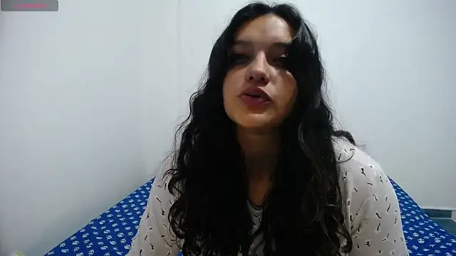 Laurenkenner  online show from 12/16/24, 10:56