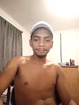 Snapshot of 29YOURZ_28_ chatting on 01/14/25, 06:17 29YOURZ 28 online show from 01/14/25, 06:17