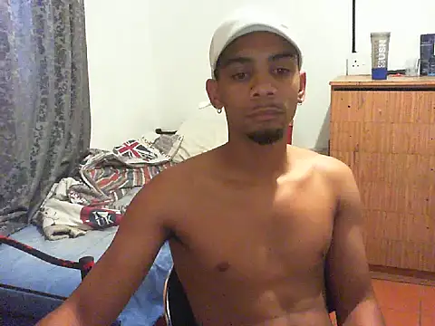 Snapshot of 29YOURZ_28_ chatting on 02/28/25, 05:48 29YOURZ 28 online show from 02/28/25, 05:48