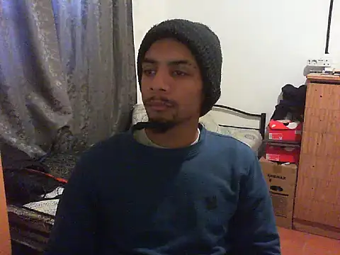 Snapshot of 29YOURZ_28_ chatting on 09/12/25, 06:24 29YOURZ 28 online show from 09/12/25, 06:24