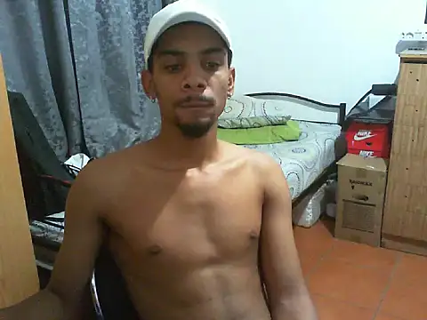 29YOURZ 28  online show from 10/13/25, 03:56