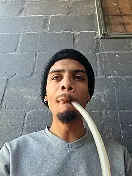 29YOURZ 28  online show from 10/21/25, 10:27