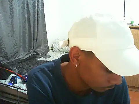 29YOURZ 28  online show from 11/04/25, 07:13