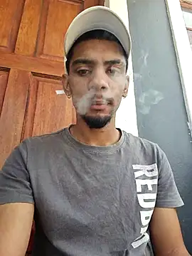 29YOURZ 28  online show from 11/11/25, 10:15