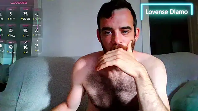 Snapshot of _NakedChef_ chatting on 09/18/25, 07:10 NakedChef online show from 09/18/25, 07:10