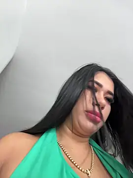 kiim taaylor online show from 10/31/25, 12:39