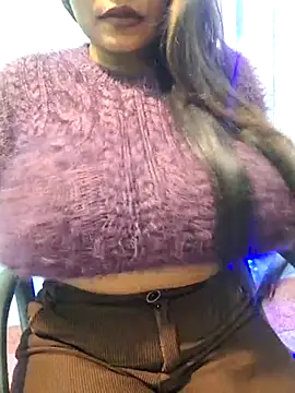 Snapshot of N-Natasha chatting on 01/02/25, 01:51 N-Natasha online show from 01/02/25, 01:51