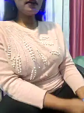 Snapshot of N-Natasha chatting on 01/06/25, 06:36 N-Natasha online show from 01/06/25, 06:36