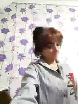 Snapshot of SweetLeila40 chatting on 12/30/24, 01:14 SweetLeila40 online show from 12/30/24, 01:14