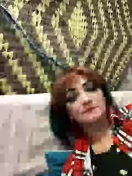 Snapshot of SweetLeila40 chatting on 12/31/24, 03:01 SweetLeila40 online show from 12/31/24, 03:01