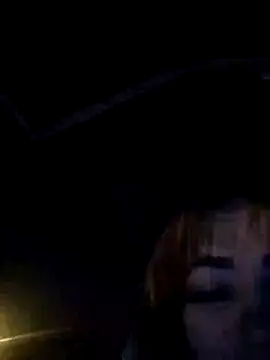 Snapshot of SweetLeila40 chatting on 12/31/24, 10:34 SweetLeila40 online show from 12/31/24, 10:34