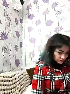 Snapshot of SweetLeila40 chatting on 02/04/25, 06:36 SweetLeila40 online show from 02/04/25, 06:36