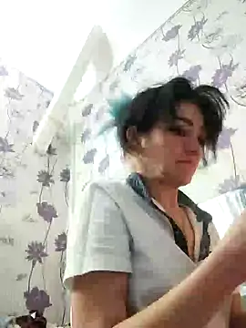 Snapshot of SweetLeila40 chatting on 03/02/25, 03:24 SweetLeila40 online show from 03/02/25, 03:24