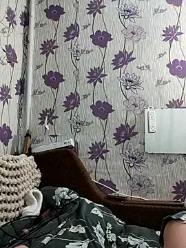 Snapshot of SweetLeila40 chatting on 03/16/25, 12:34 SweetLeila40 online show from 03/16/25, 12:34