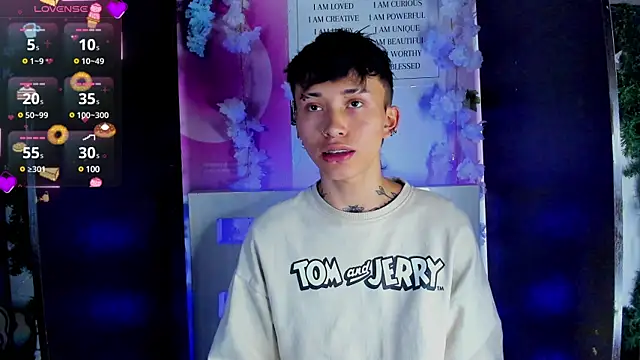 Snapshot of juniior_2311_ chatting on 02/10/25, 07:38 juniior 2311  online show from 02/10/25, 07:38