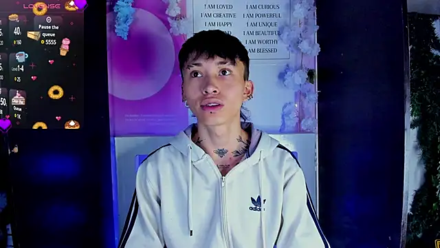 Snapshot of juniior_2311_ chatting on 02/12/25, 09:22 juniior 2311  online show from 02/12/25, 09:22