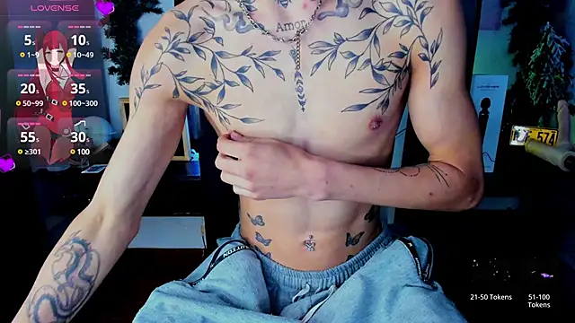 Snapshot of juniior_2311_ chatting on 03/05/25, 03:40 juniior 2311  online show from 03/05/25, 03:40