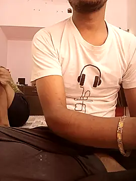 Snapshot of MUMTAJ-1 chatting on 11/09/25, 09:07 MUMTAJ-1 online show from 11/09/25, 09:07