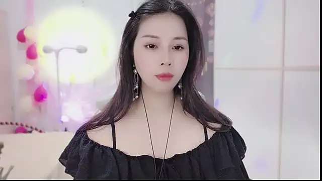 Snapshot of HK_angelchloe chatting on 03/01/25, 01:00 HK angelchloe online show from 03/01/25, 01:00