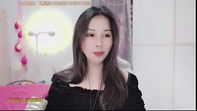 Snapshot of HK_angelchloe chatting on 03/09/25, 04:38 HK angelchloe online show from 03/09/25, 04:38