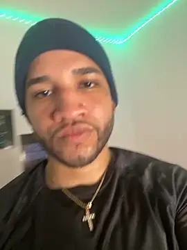 Hyuujhy online show from 11/09/25, 02:04