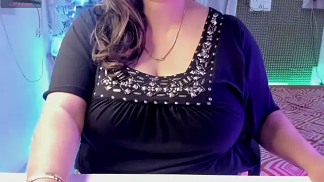 Gulabi Queen online show from 02/05/25, 12:27