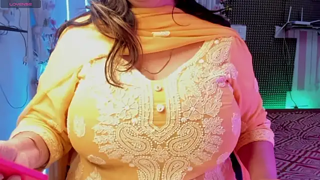 Gulabi Queen online show from 02/06/25, 01:54