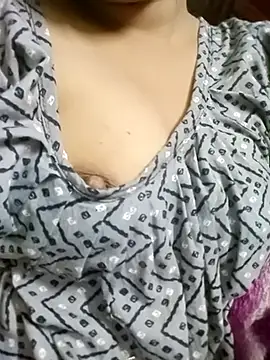 Snapshot of Arohi_is_Live chatting on 03/19/25, 01:07 Arohi is Live online show from 03/19/25, 01:07