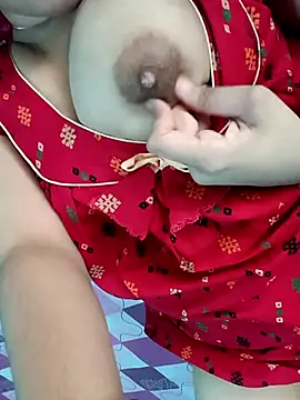 Snapshot of Arohi_is_Live chatting on 11/05/25, 08:47 Arohi is Live online show from 11/05/25, 08:47