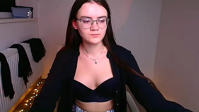 Josephine jo online show from 01/31/25, 02:04