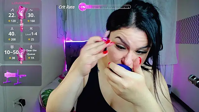  curvy latina online show from 02/28/25, 11:47